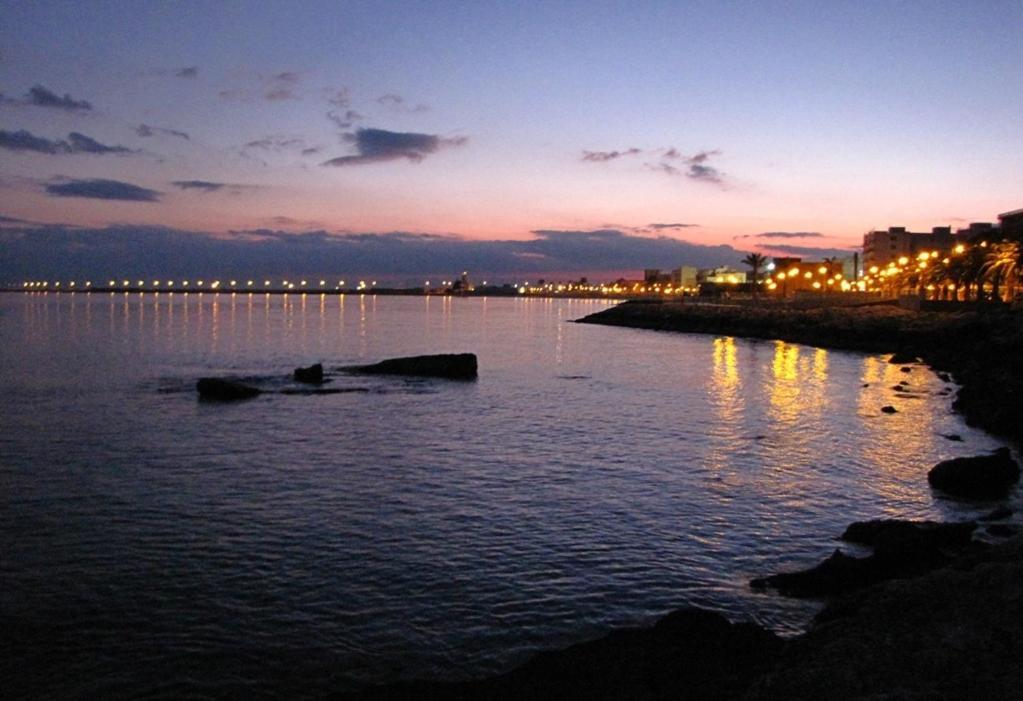 Relais Del Corso Panzió Manfredonia Kültér fotó