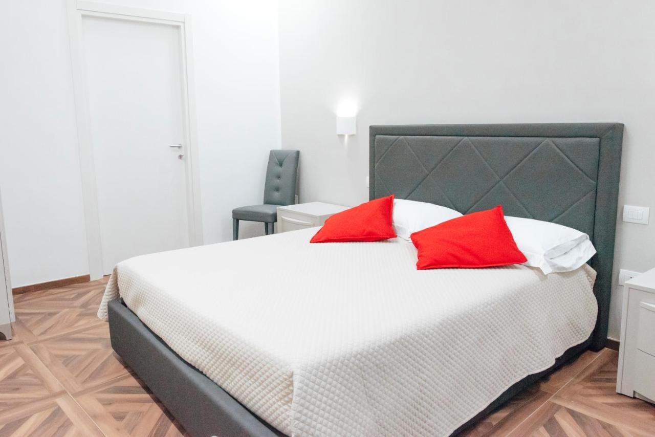 Relais Del Corso Panzió Manfredonia Kültér fotó