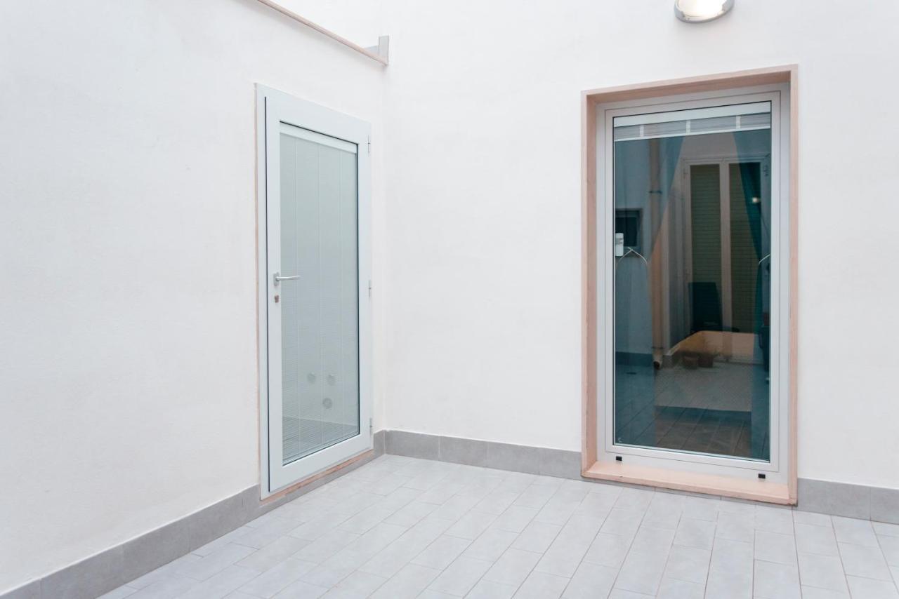 Relais Del Corso Panzió Manfredonia Kültér fotó