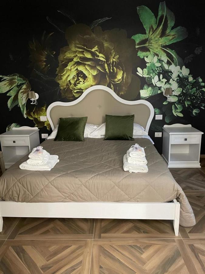Relais Del Corso Panzió Manfredonia Kültér fotó